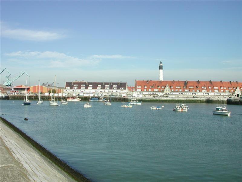 La Maison Du Bonheur Calais Dış mekan fotoğraf